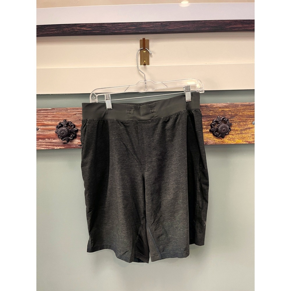 Lululemon Men's T.H.E.‎ Linerless Workout Shorts Forest Green Size  M Athletic